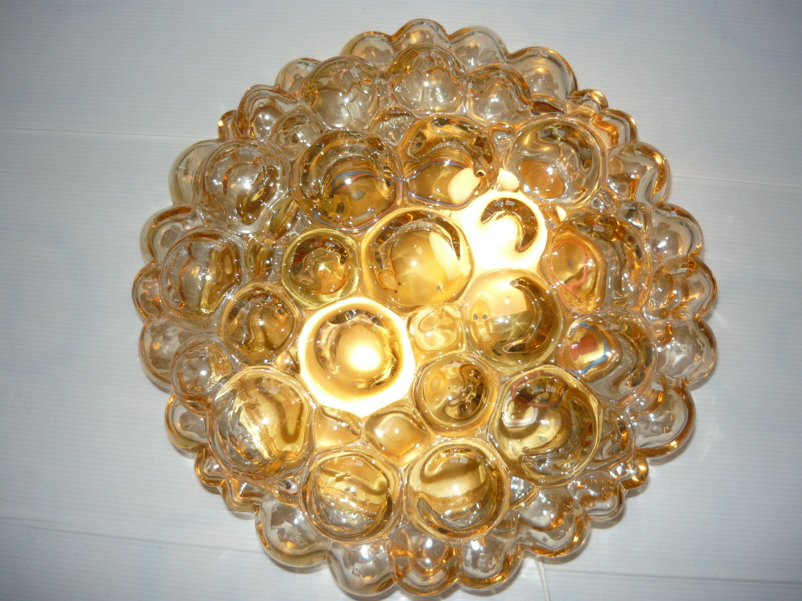 Bubble ceiling light by Helena Tynell