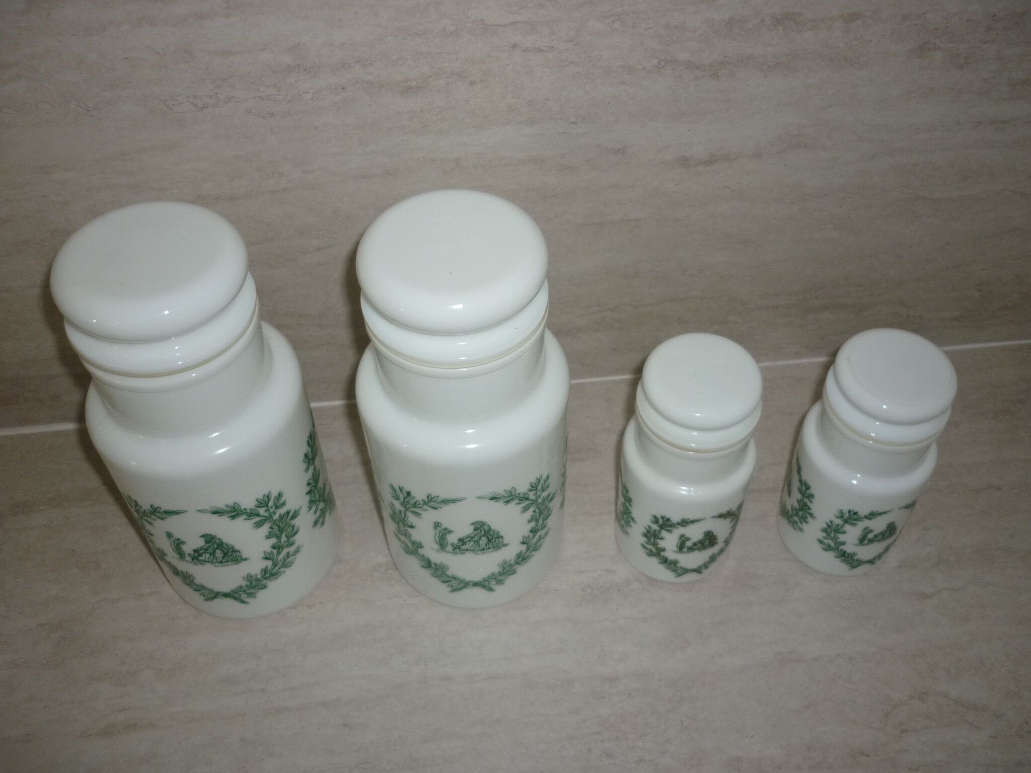 Set of 4 glass jars opal from italy white and green