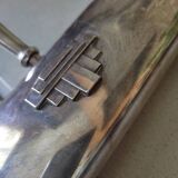 Picks up crumbs art deco