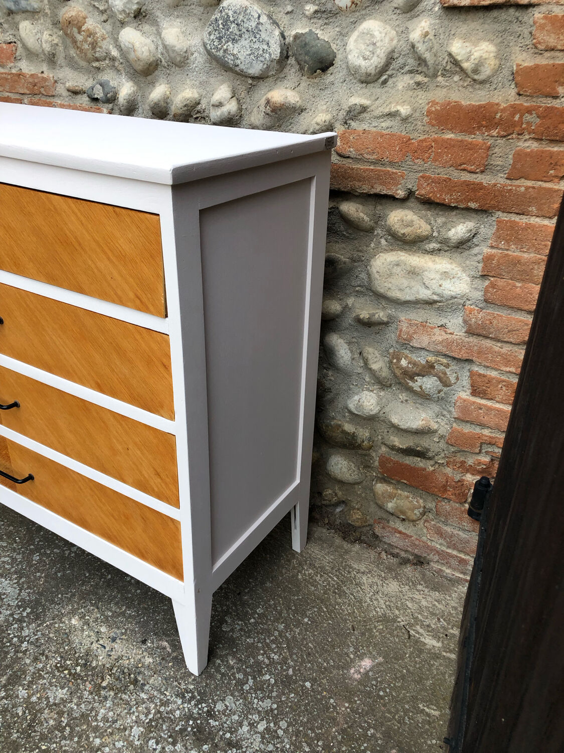 Commode vintage