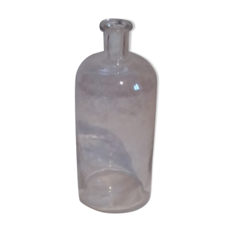 Transparent pharmacy bottle