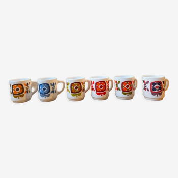 Set of 6 cups mobil years 70