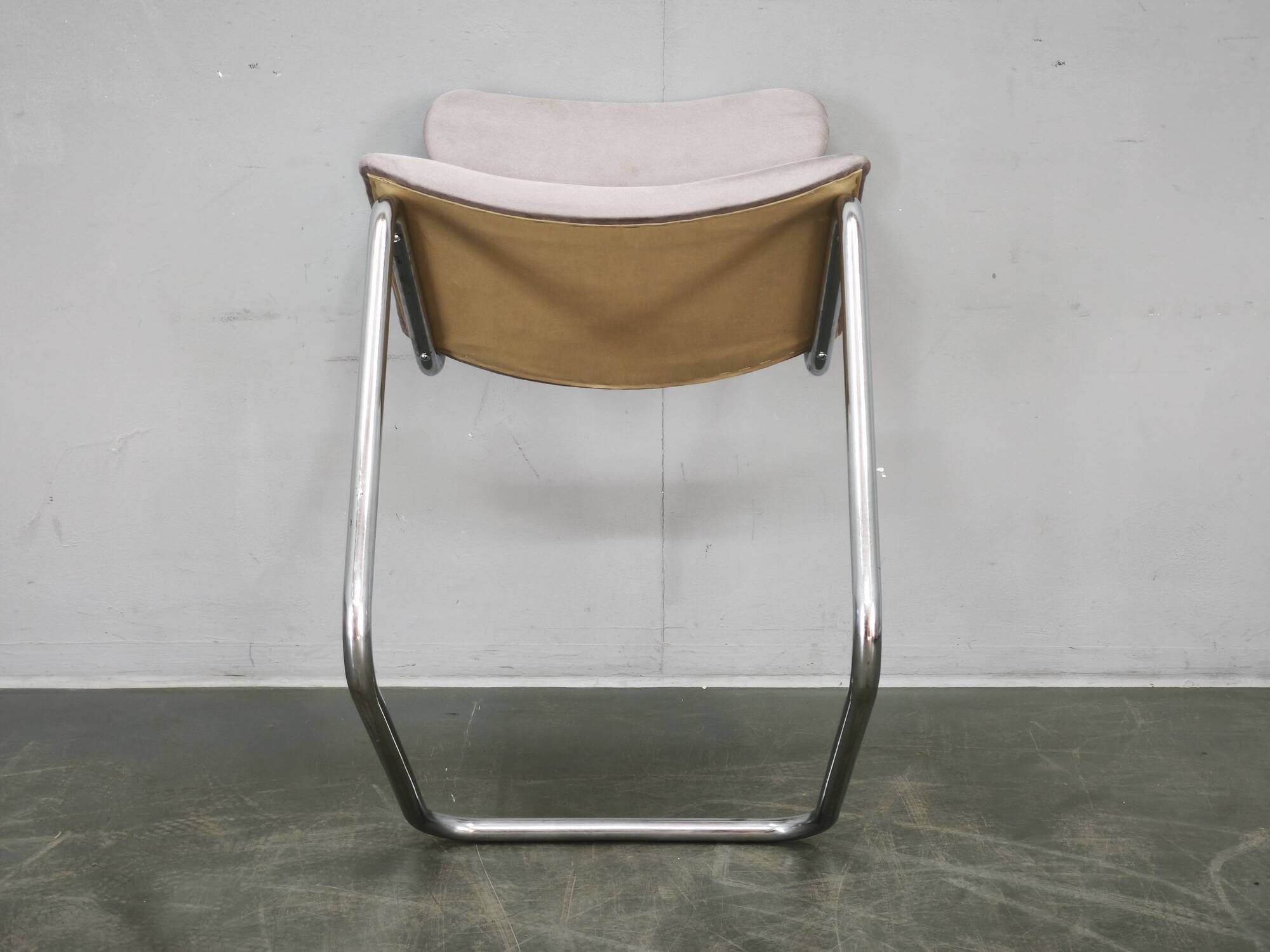 Bauhaus Tubular Chrome Cantilever Chair, Czechoslovakia, circa 1930