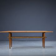 Table basse mid-century en teck et rotin