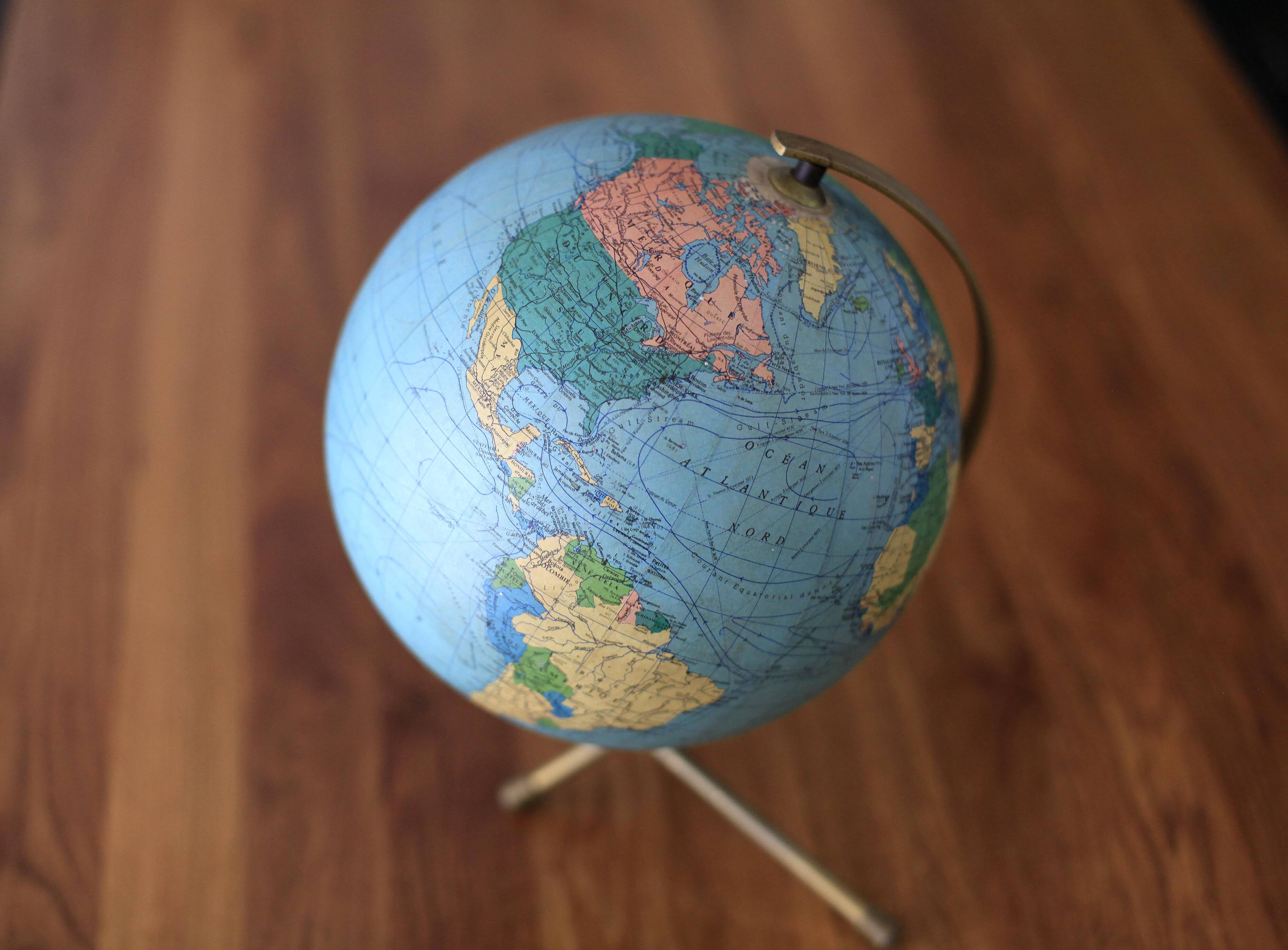 Old Globe by George Philip & Son (1969)