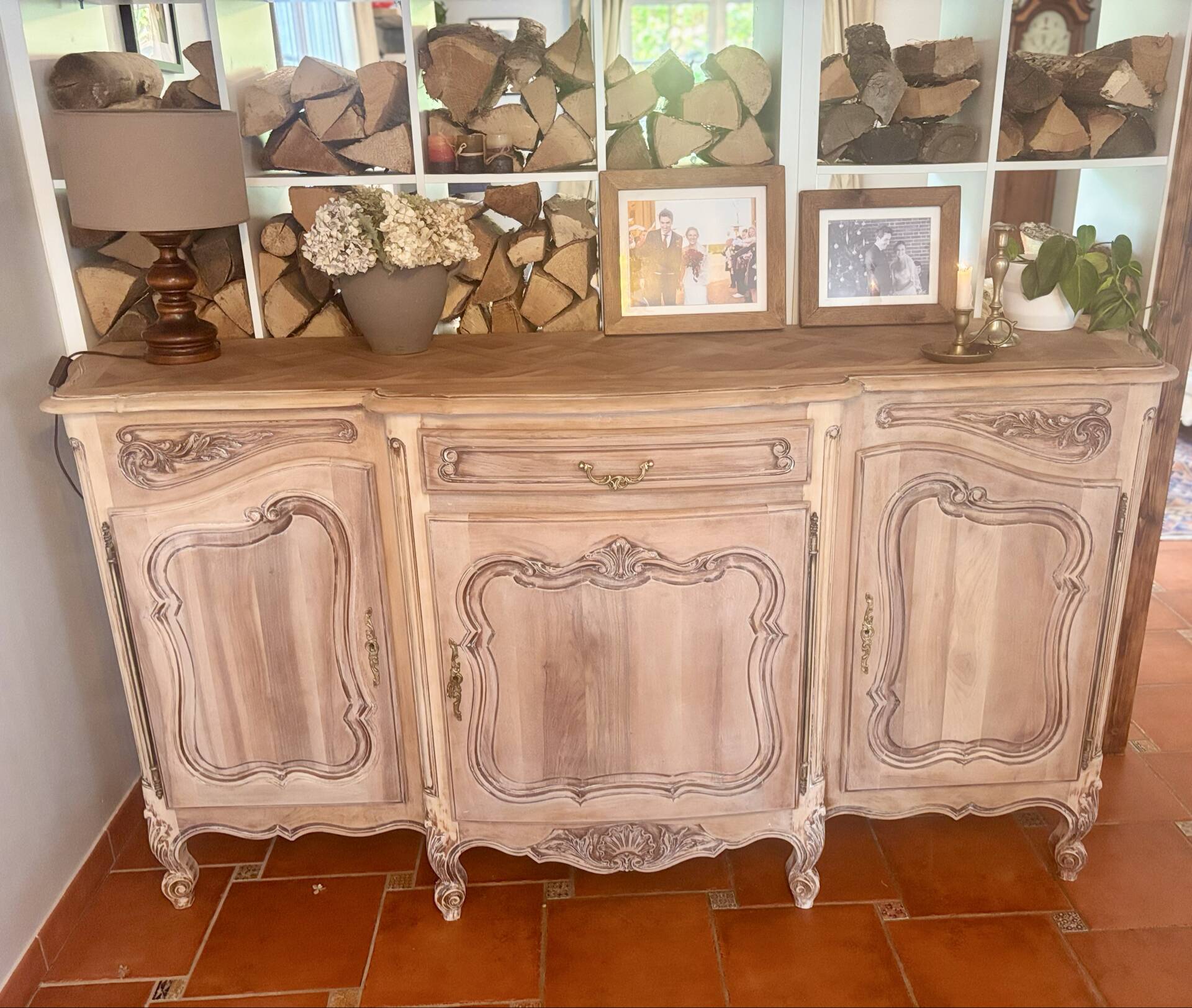 Antique grand buffet in solid oak – Louis XV style – Bleached wood –