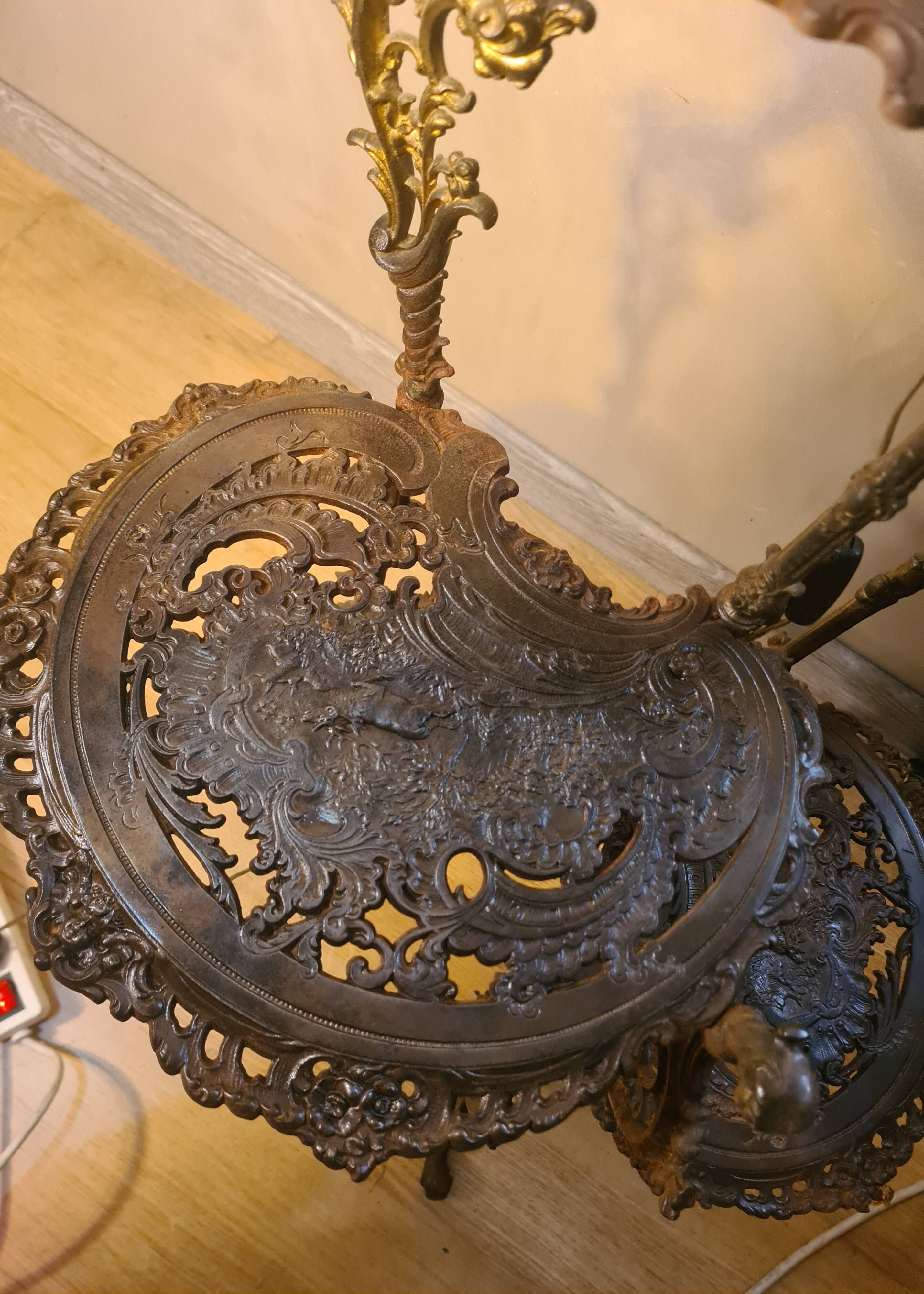 cast iron street lamp ornate side table with 3-tier support Hollywood