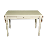 Table with brushed spruce extensions