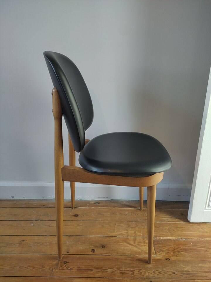 Chaise pegase vintage