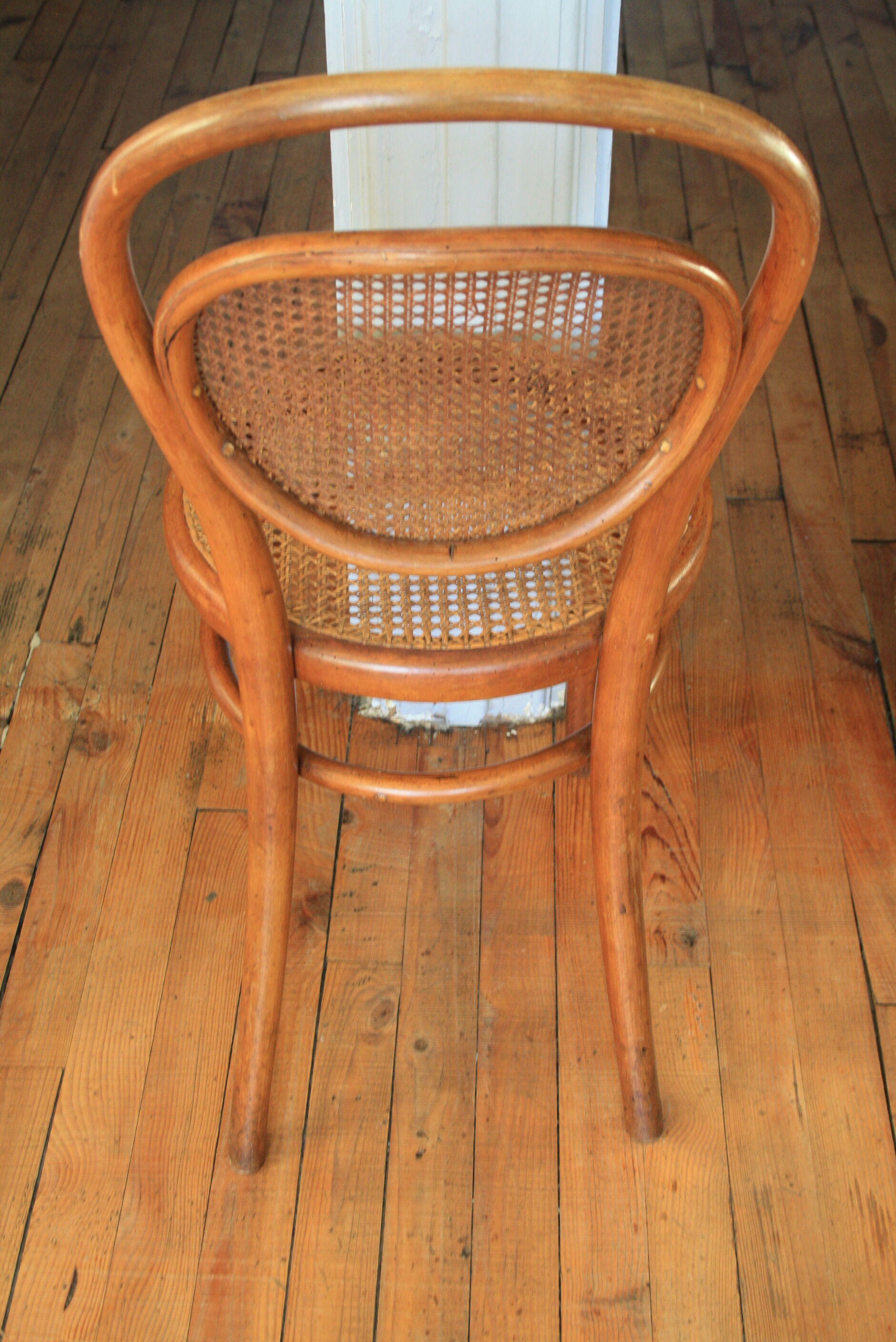Chaise Thonet N°15 cannée