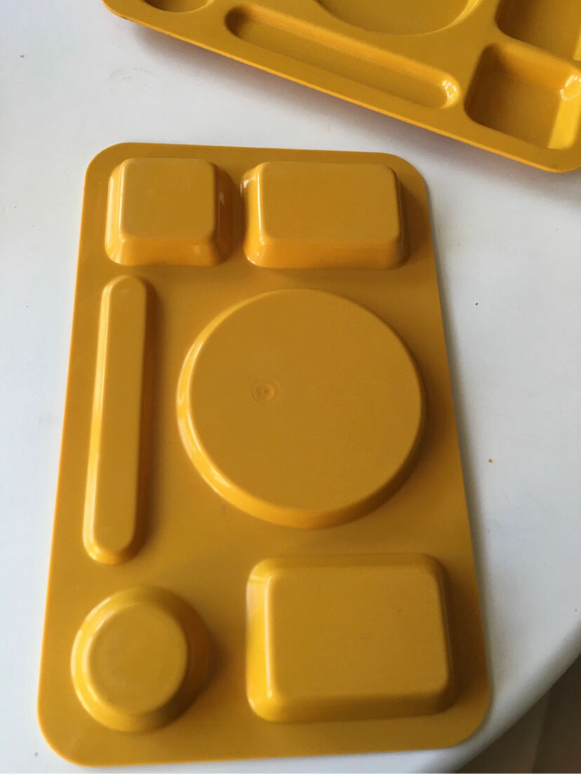 Set of two Guzzini trays