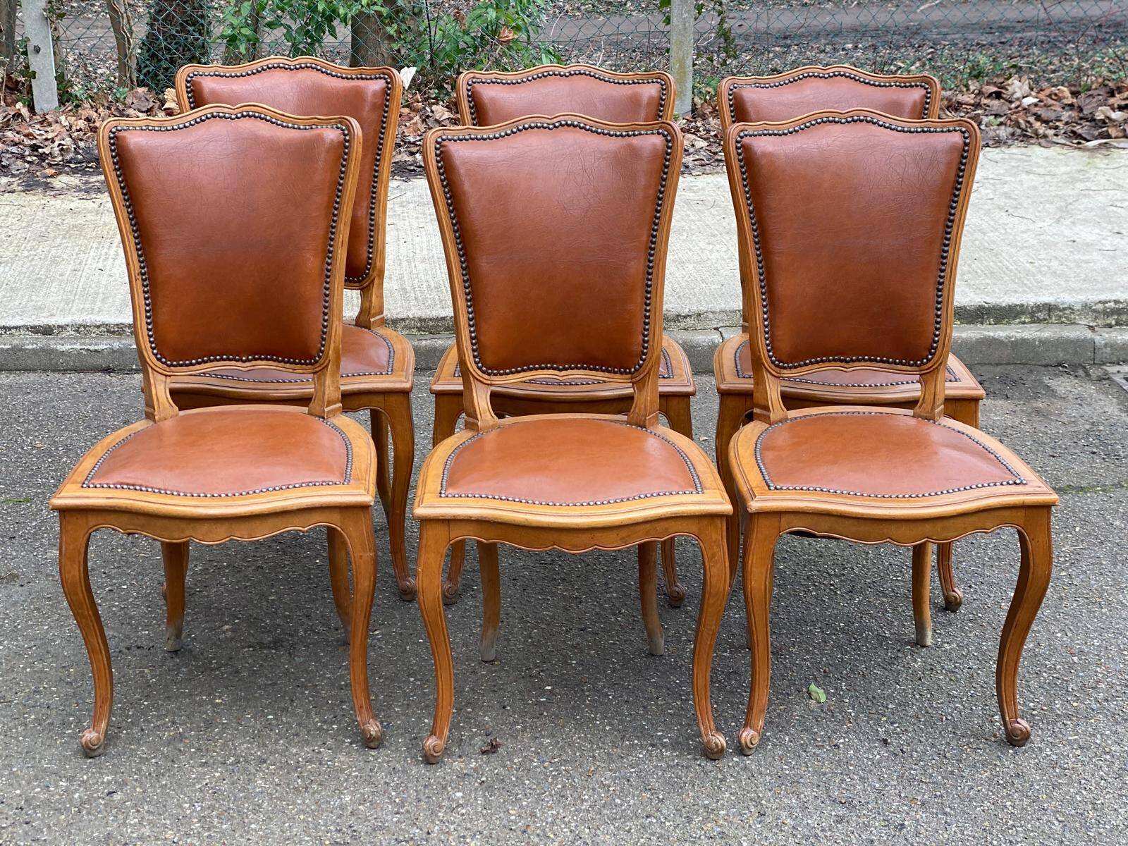 6 solid wood and leather chairs in Louis XV style