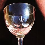 8 anciens verres à porto apéritif en verre taillé