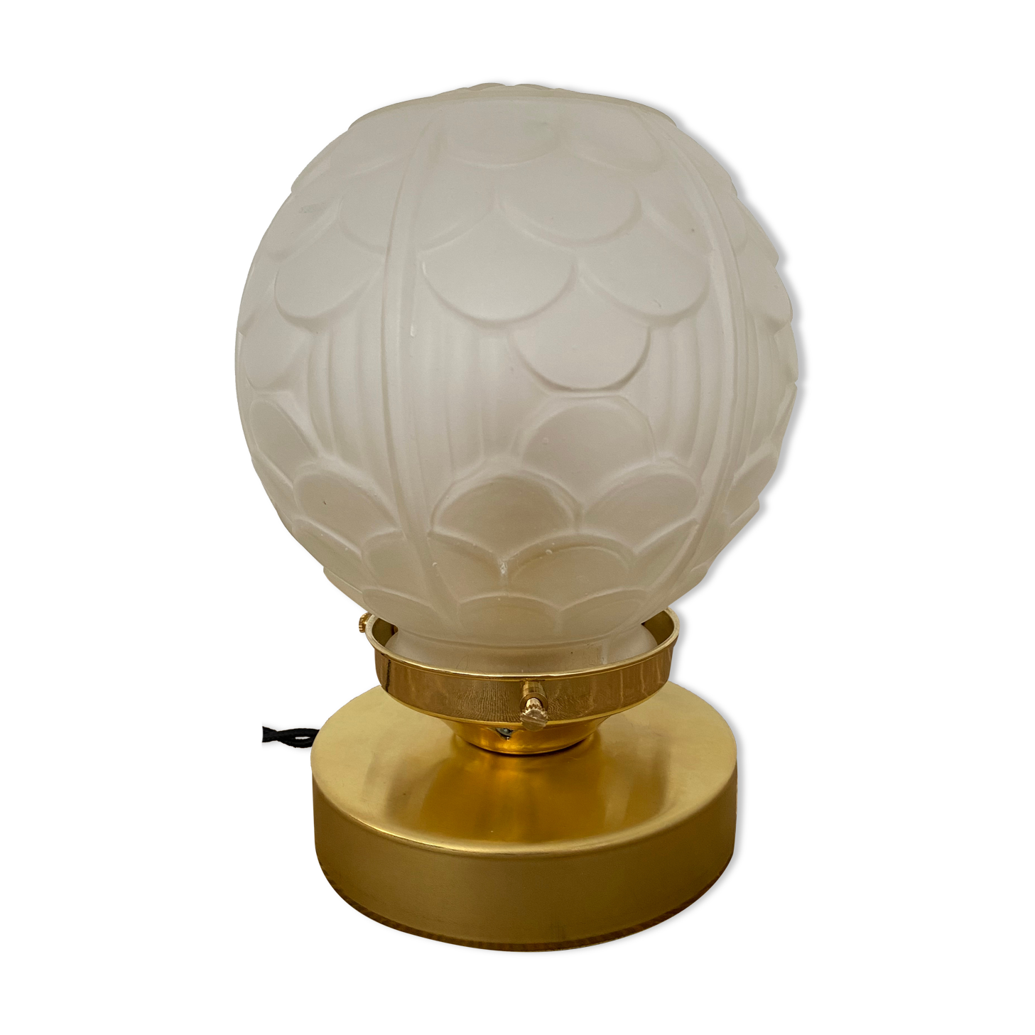 Art Deco globe lamp