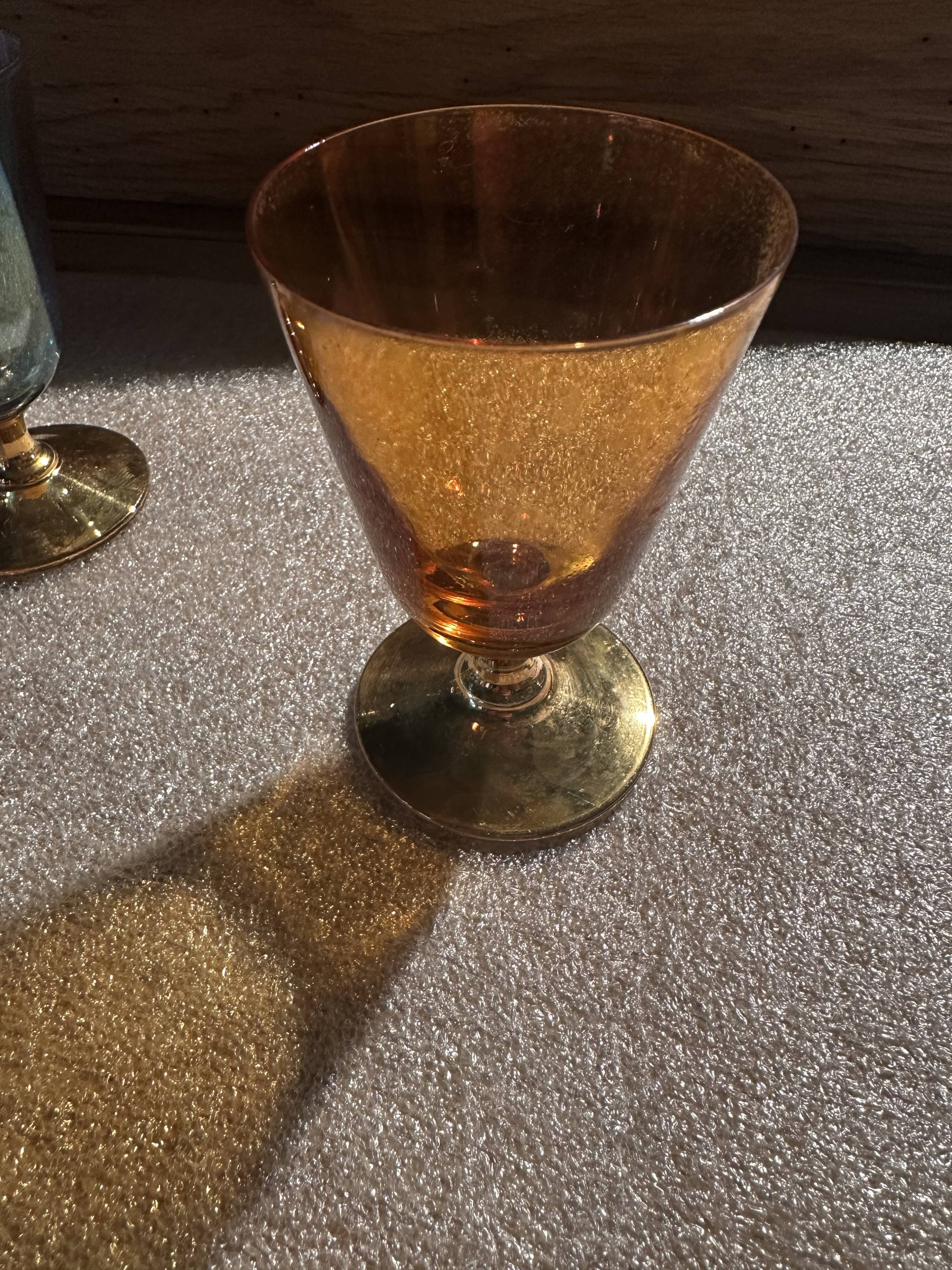 6 iridescent colored crystal liqueur glasses with gold stems / art-deco