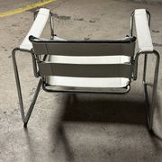Paire de fauteuils style Marcel Breuer