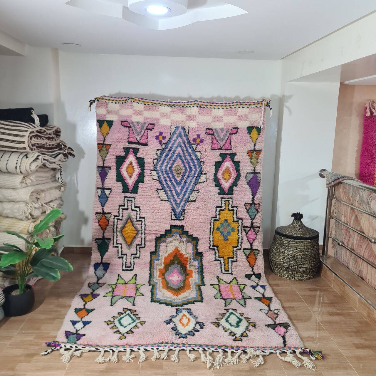Handmade moroccan berber rug 300 x 200 cm