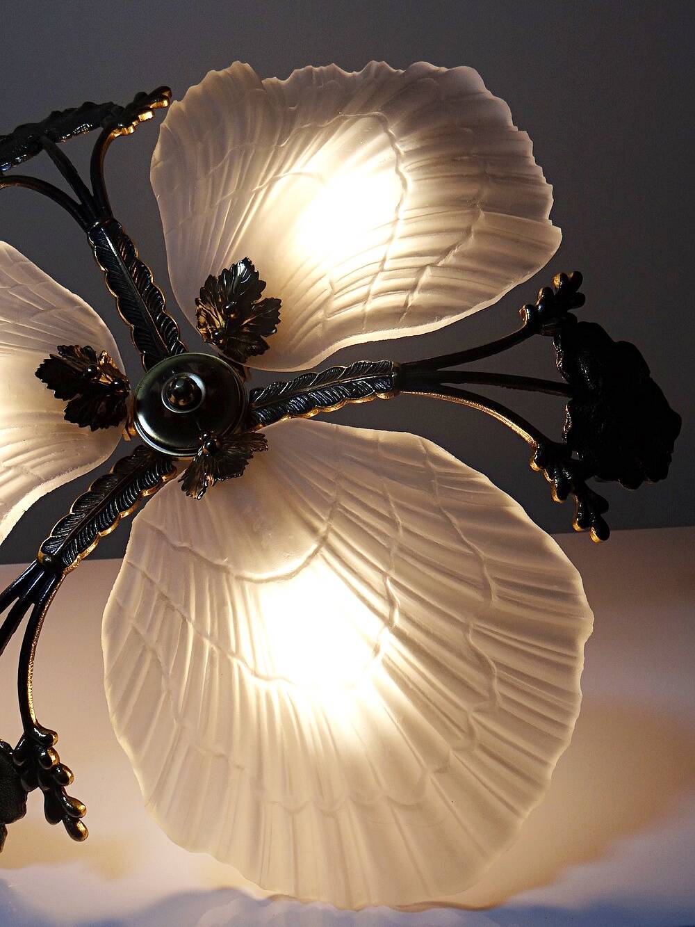 Lustre Hollywood Regency Art Deco vintage 80-90 Bronze Mariner Shells