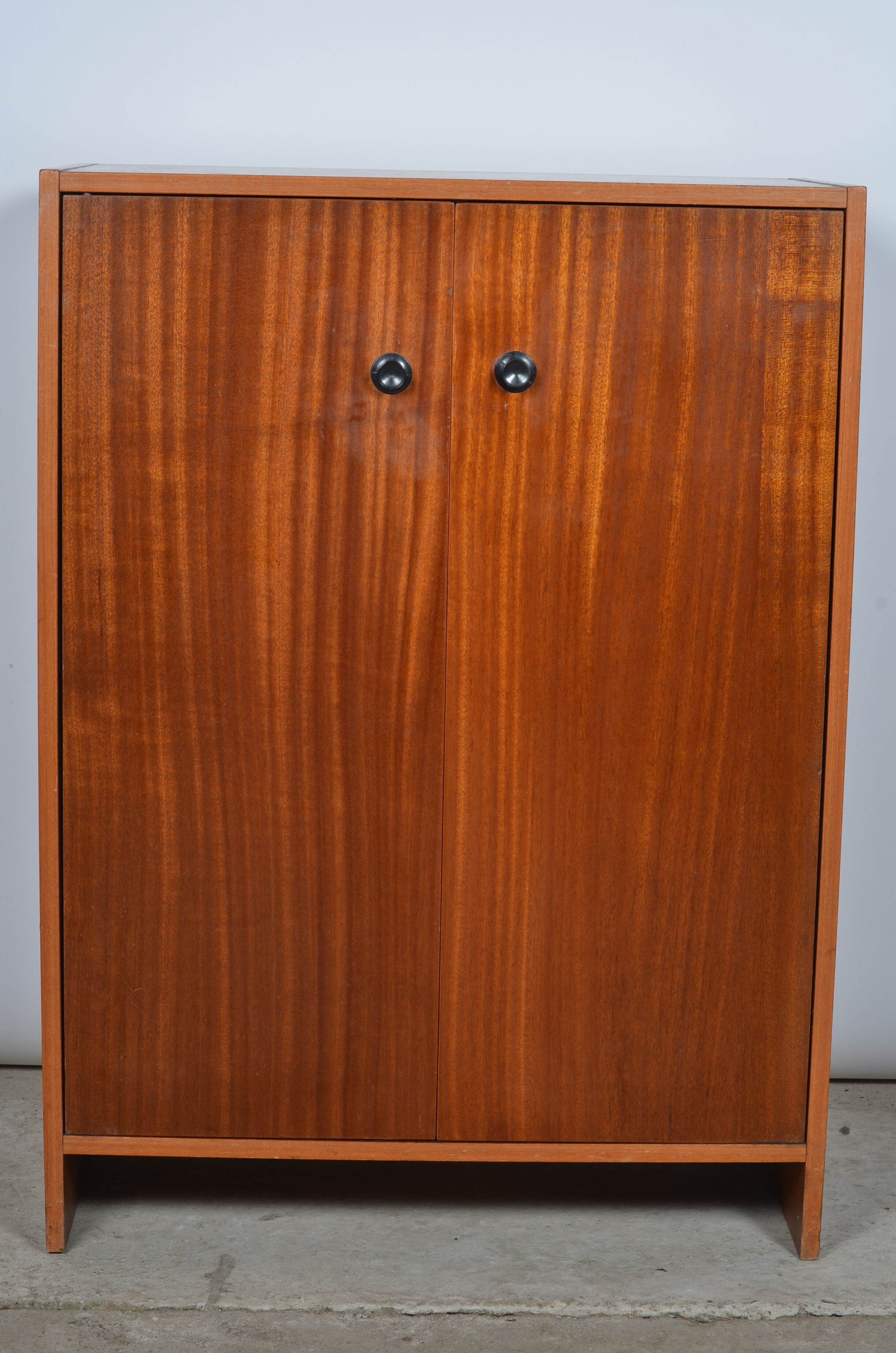 Shoe cabinet 2 doors