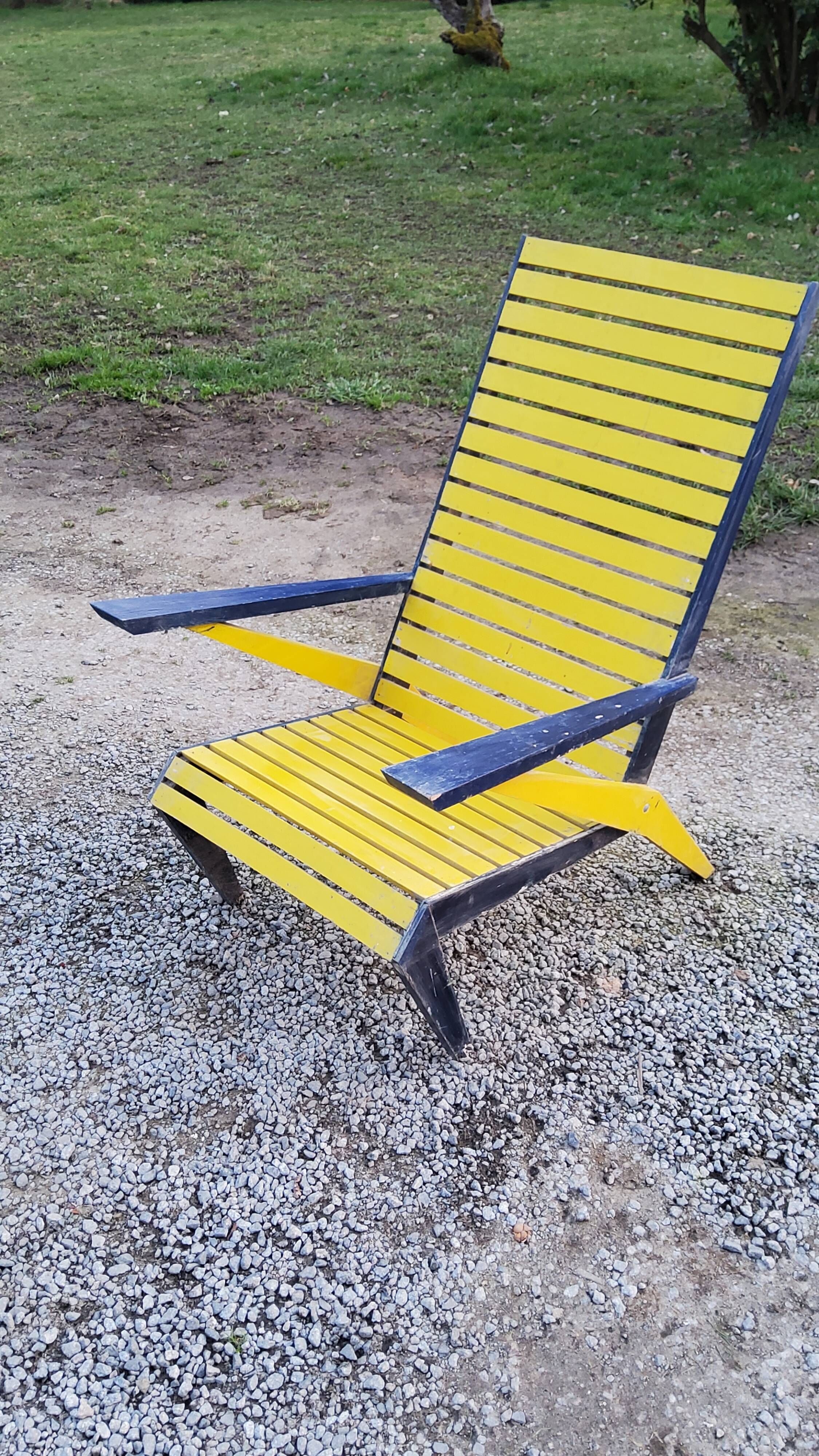 Garden furniture of the 50s coffee table + 2 armchairs compass legs
