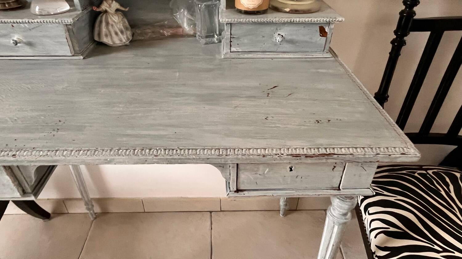 Secretary desk Henri II with grey Gustavian steps