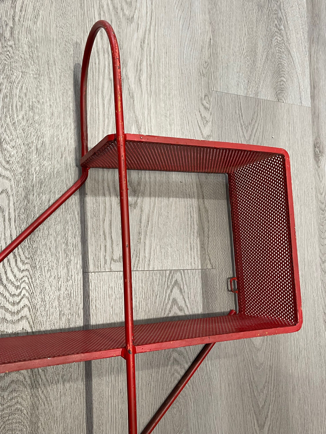 Étagère clé de sol Mathieu MATEGOT