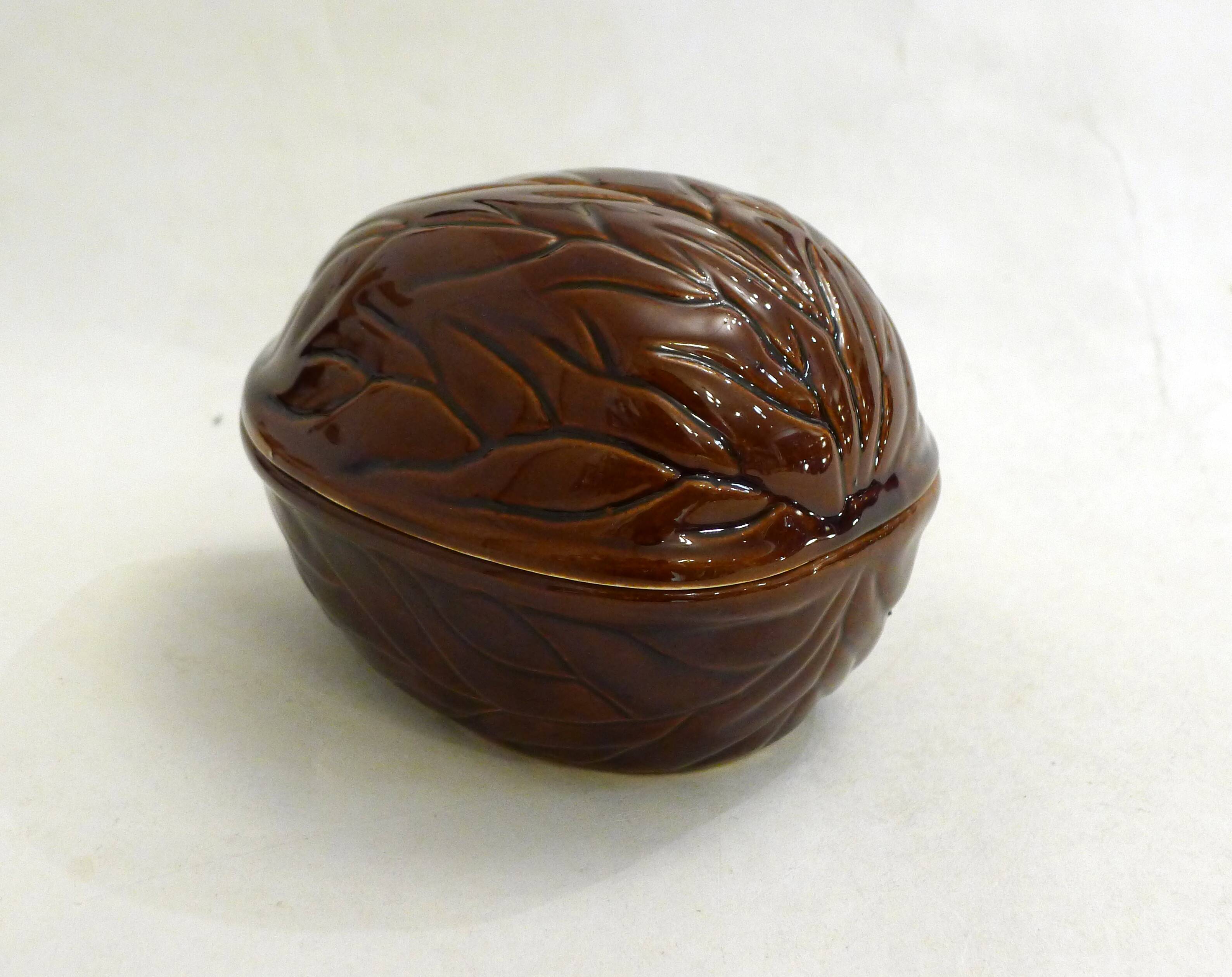 Candy box Nut barbotine