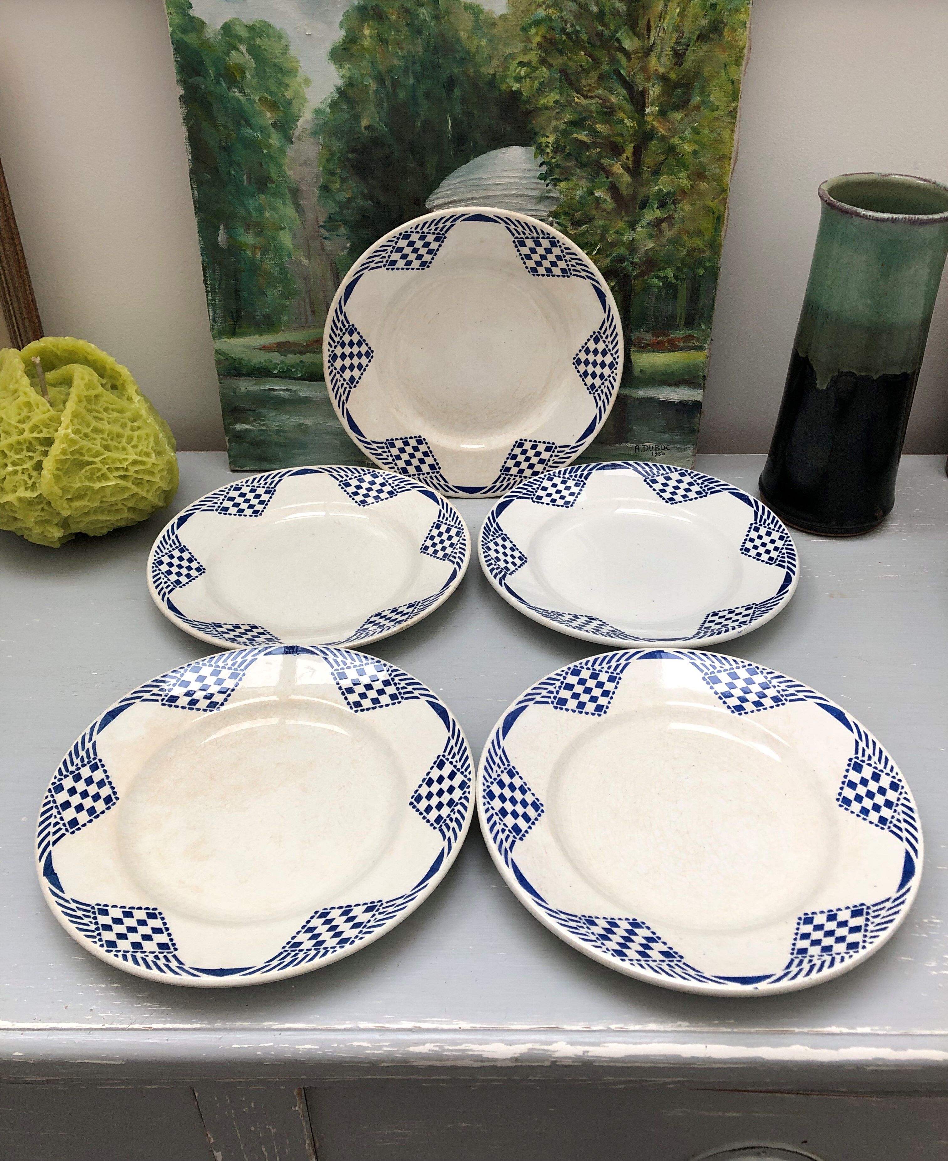 5 flat plates signed Moulin des loups Hamage Orchies Nord model Pantin.