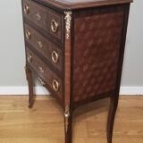 Commode Transition
