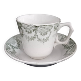 1 cup and its saucer