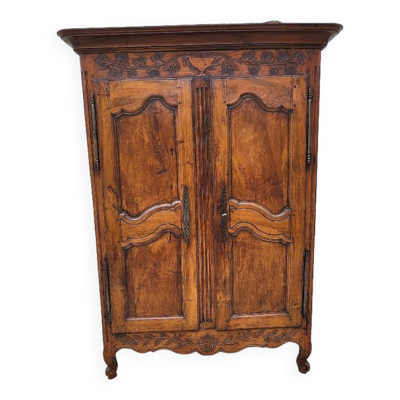 Armoire 2 portes Louis XV en noyer du XlX ème siecle