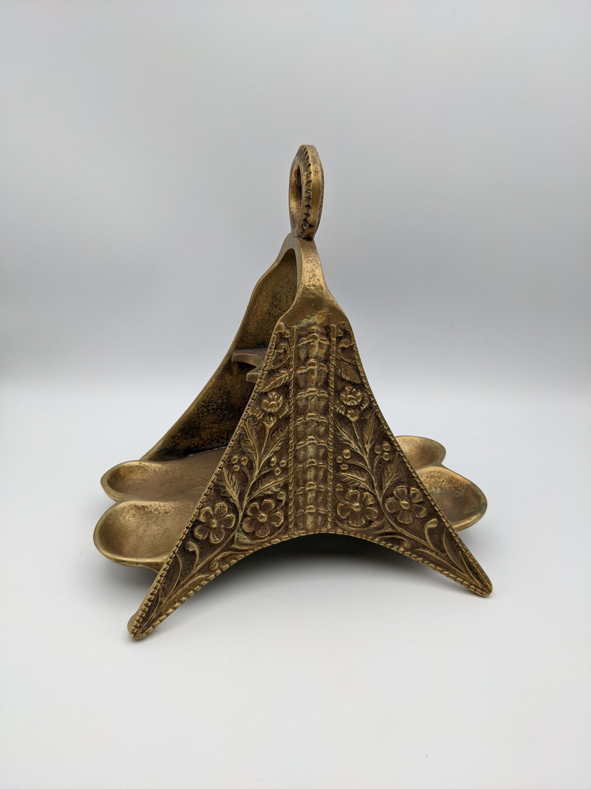 Max Le Verrier bronze pipe holder holder