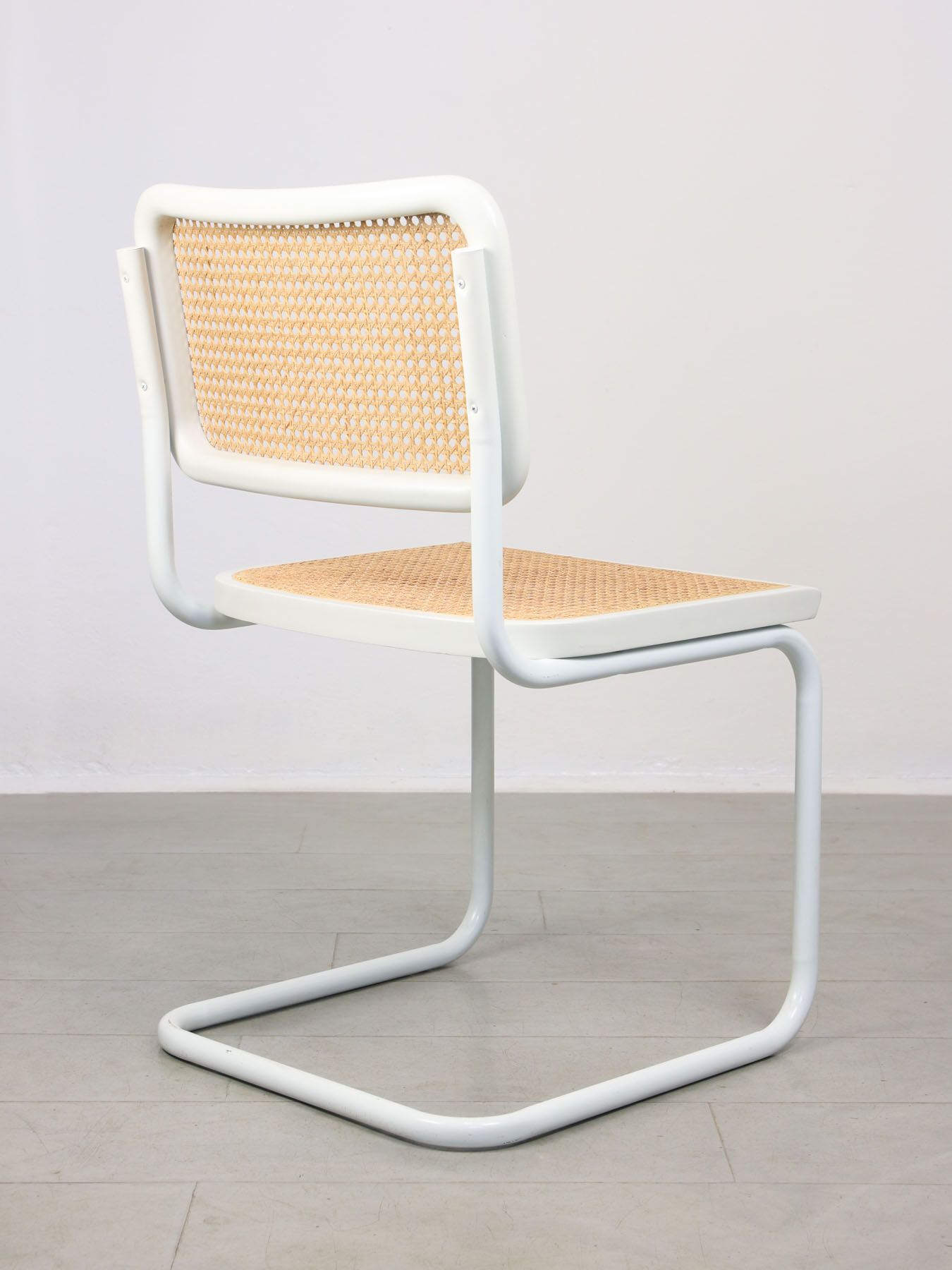 Vintage white B32 Cesca chair by Marcel Breuer, 90s