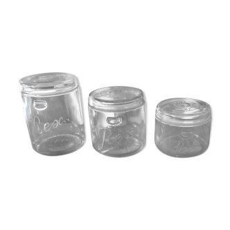 Suite of 3 jars in white glass, brand Rese