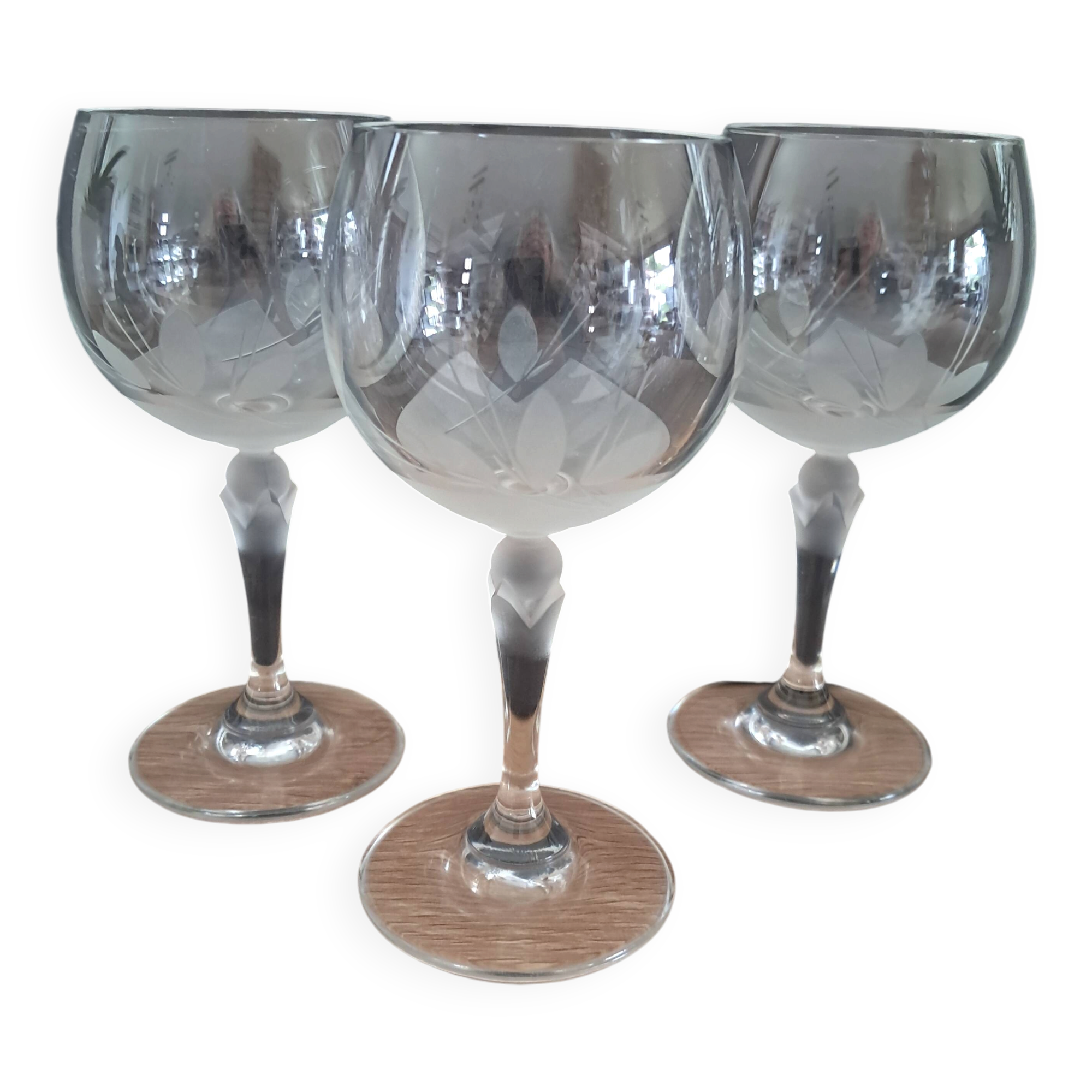3 balloon wine glasses in Bohemian crystal