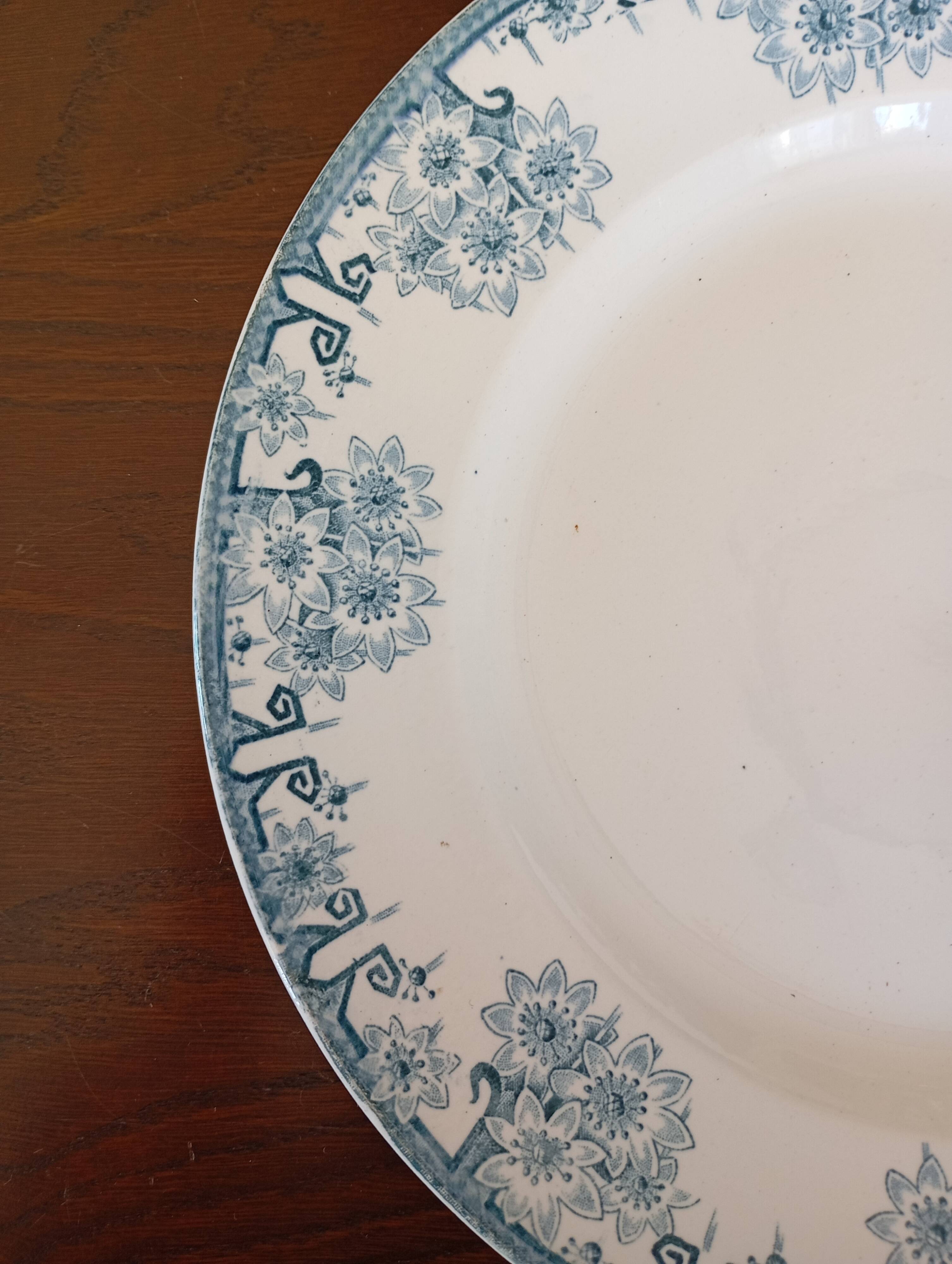 Longwy ironstone cake dish "Daisies"