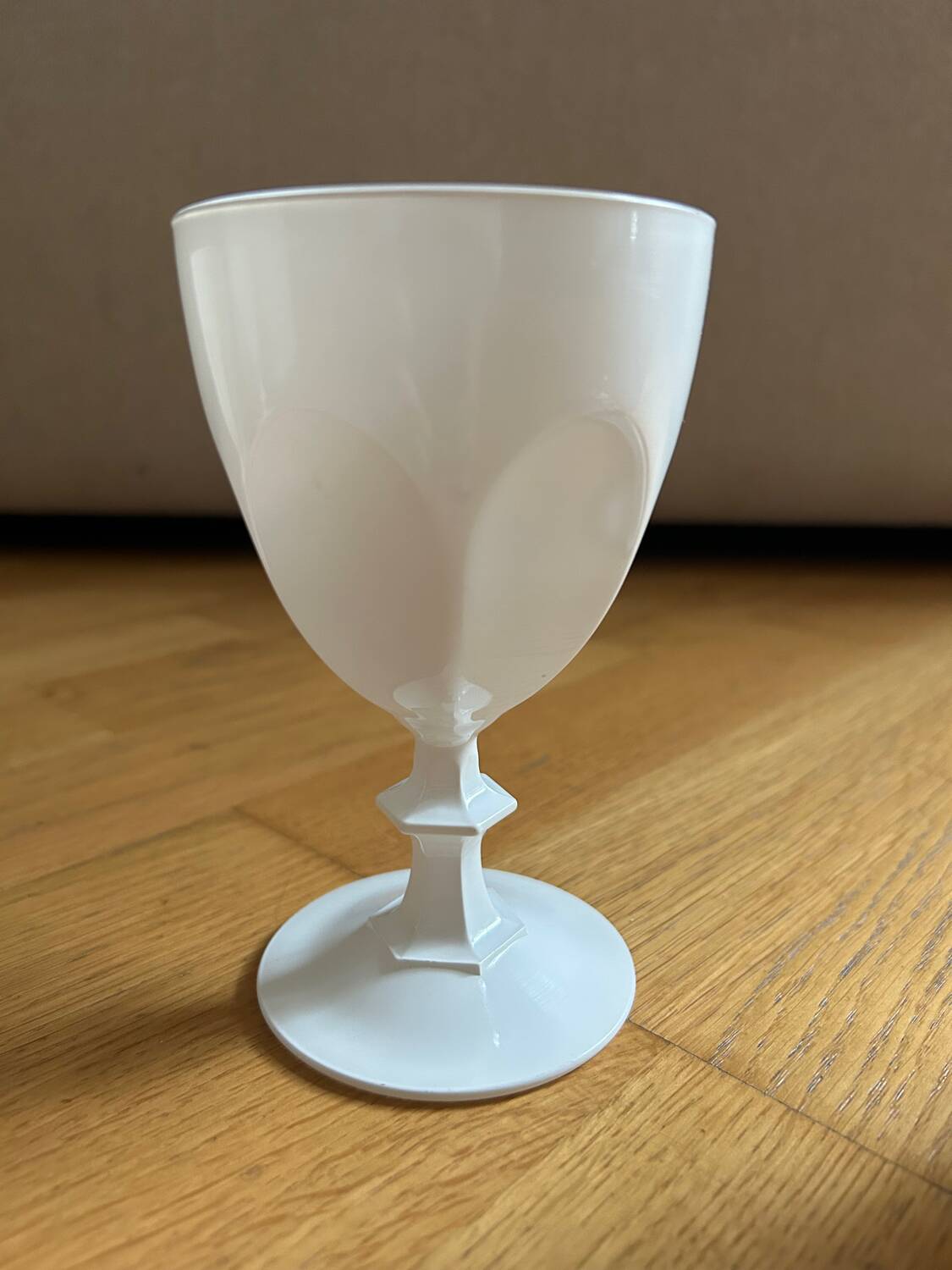 8 verres Cristal d’Arques blanc opaque