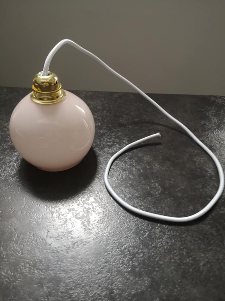 Suspension walker old opaline white globe spirit night light 1930 Art Deco TBE Ø 13 cm pink
