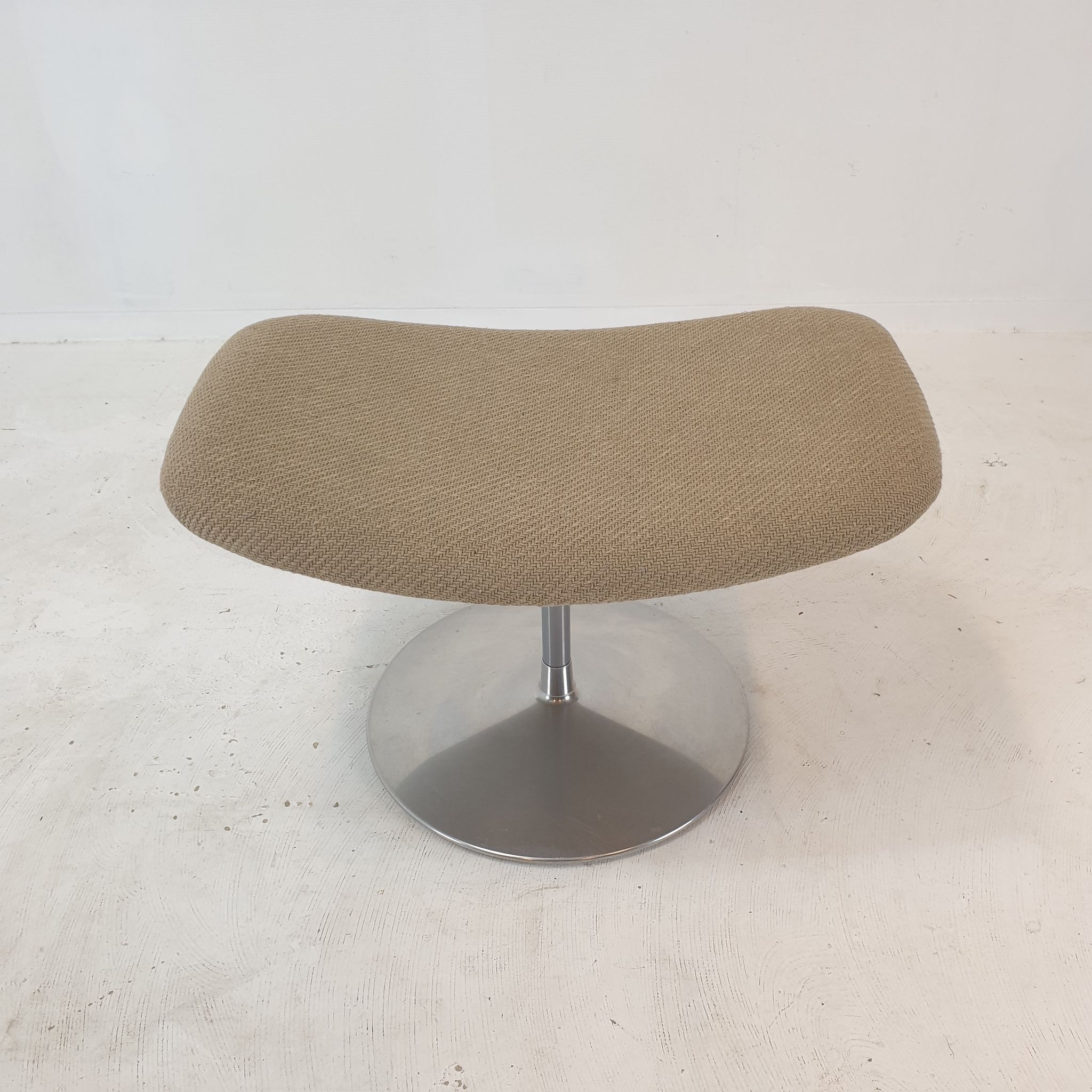 Big Tulip Chair and Ottoman by Pierre Paulin for Artifort, 1980s