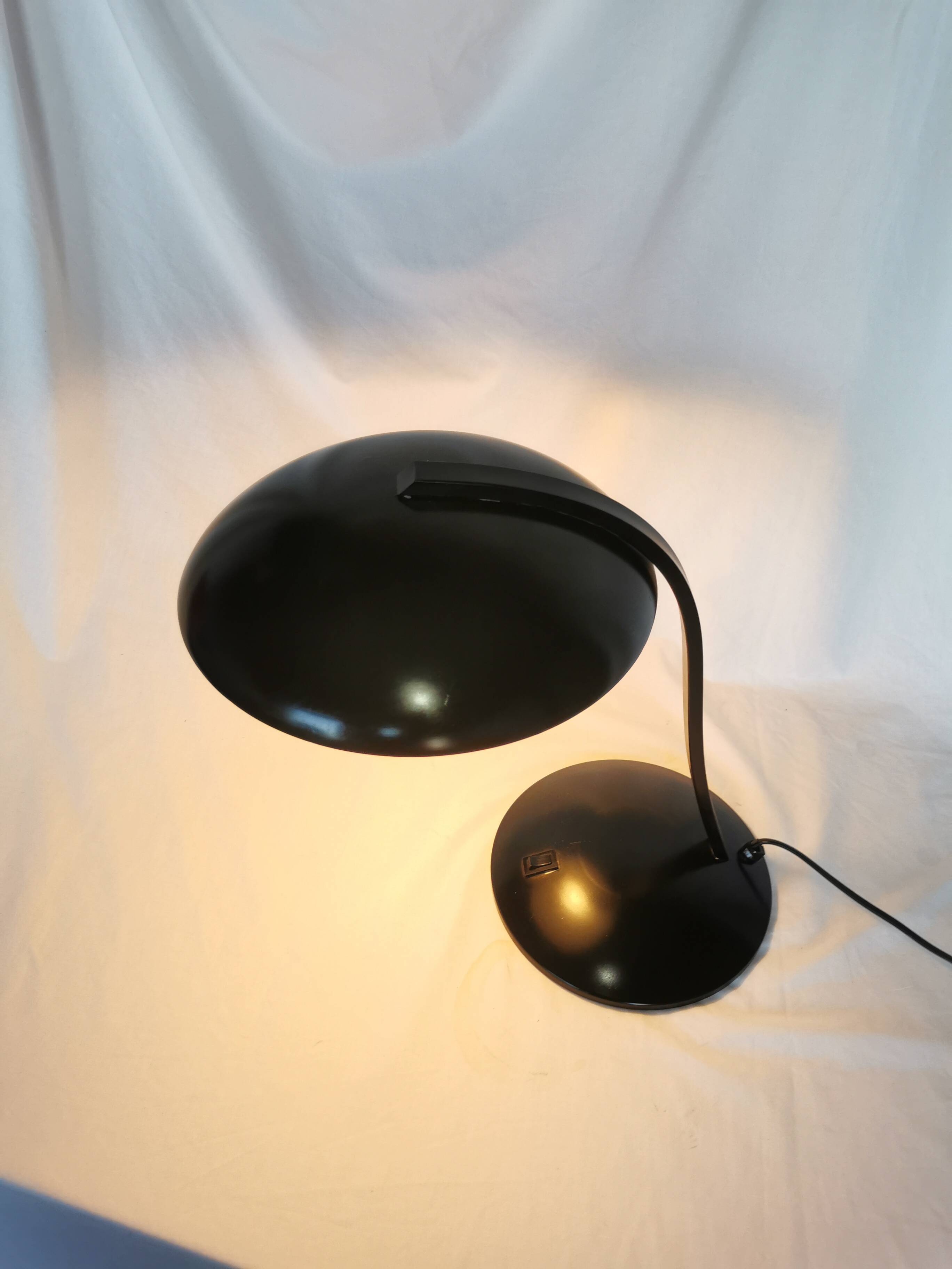Mushroom lamp in black lacquered steel model Z290, Veneta Lumi, Italy, 1980