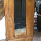 Wardrobe in solid oak