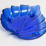Decorative deep blue glass leaf plate, Italy, 1960s.