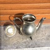 Tea service in Etain