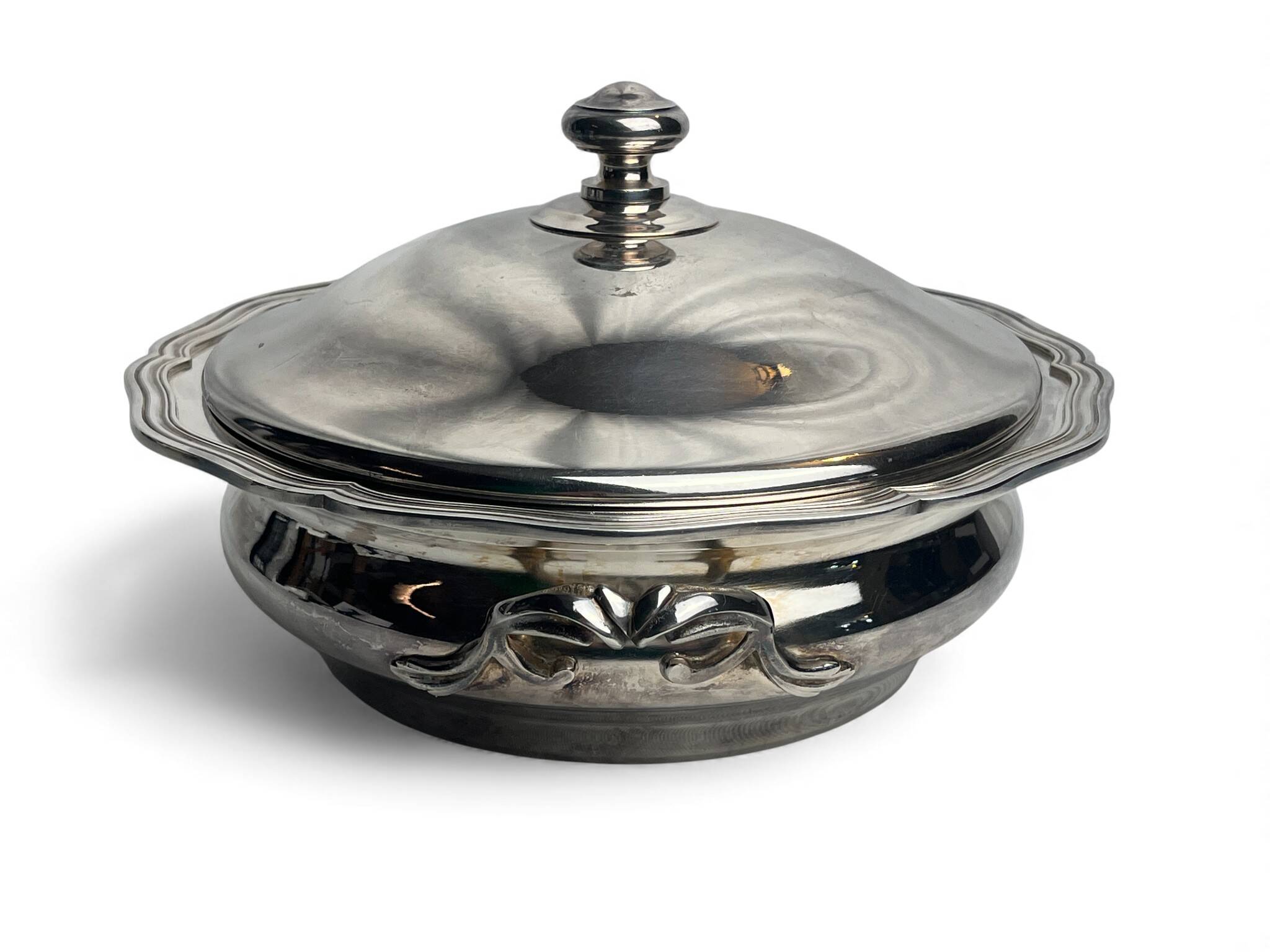 Tableware, silver-plated metal vegetable dish by Guildart, 20th century