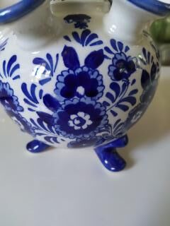 Delft tulip vase