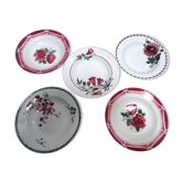 Cinq assiettes creuses  en faïence dépareillées
