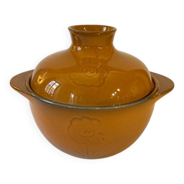 Niderviller earthenware tureen, Calut pattern