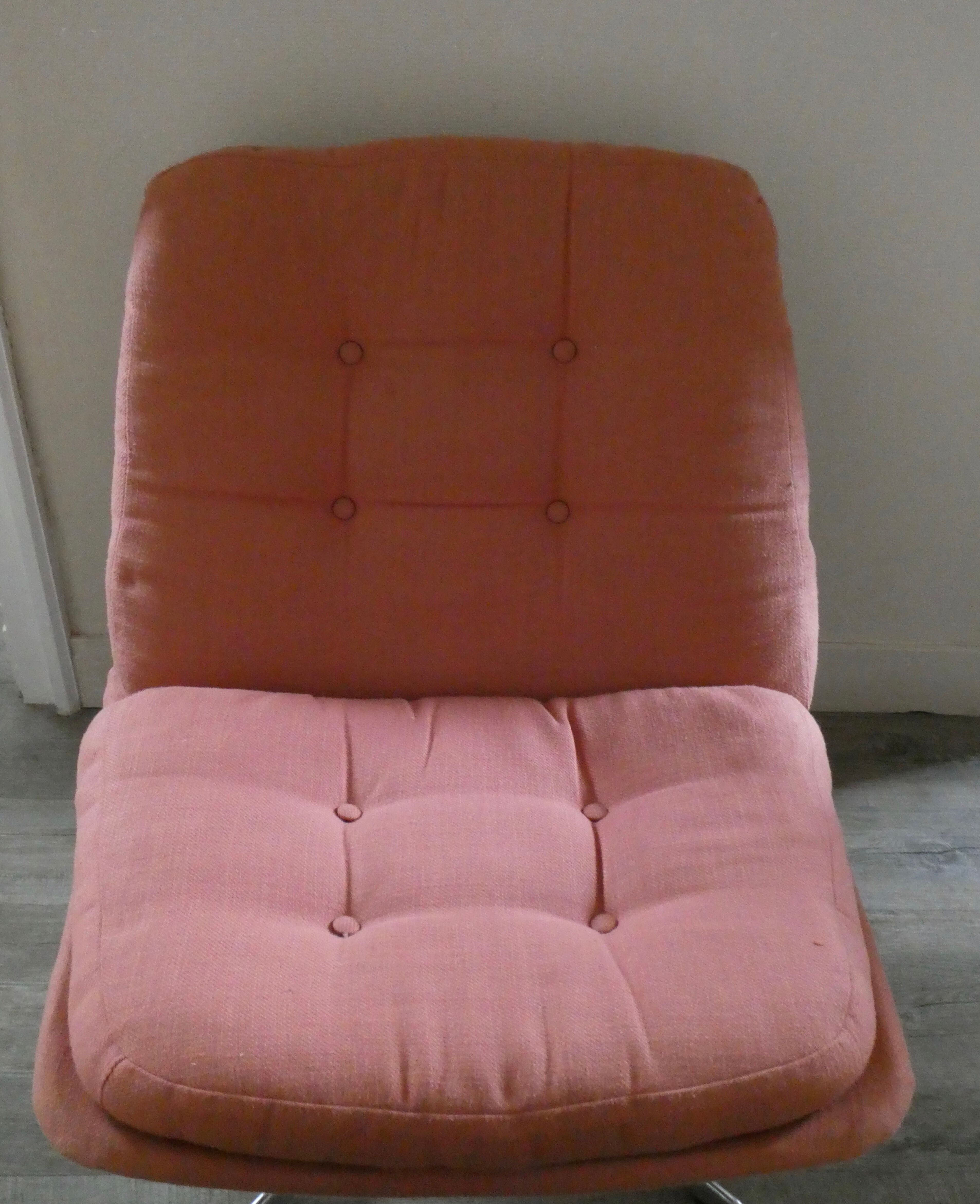 Swivel armchair 60