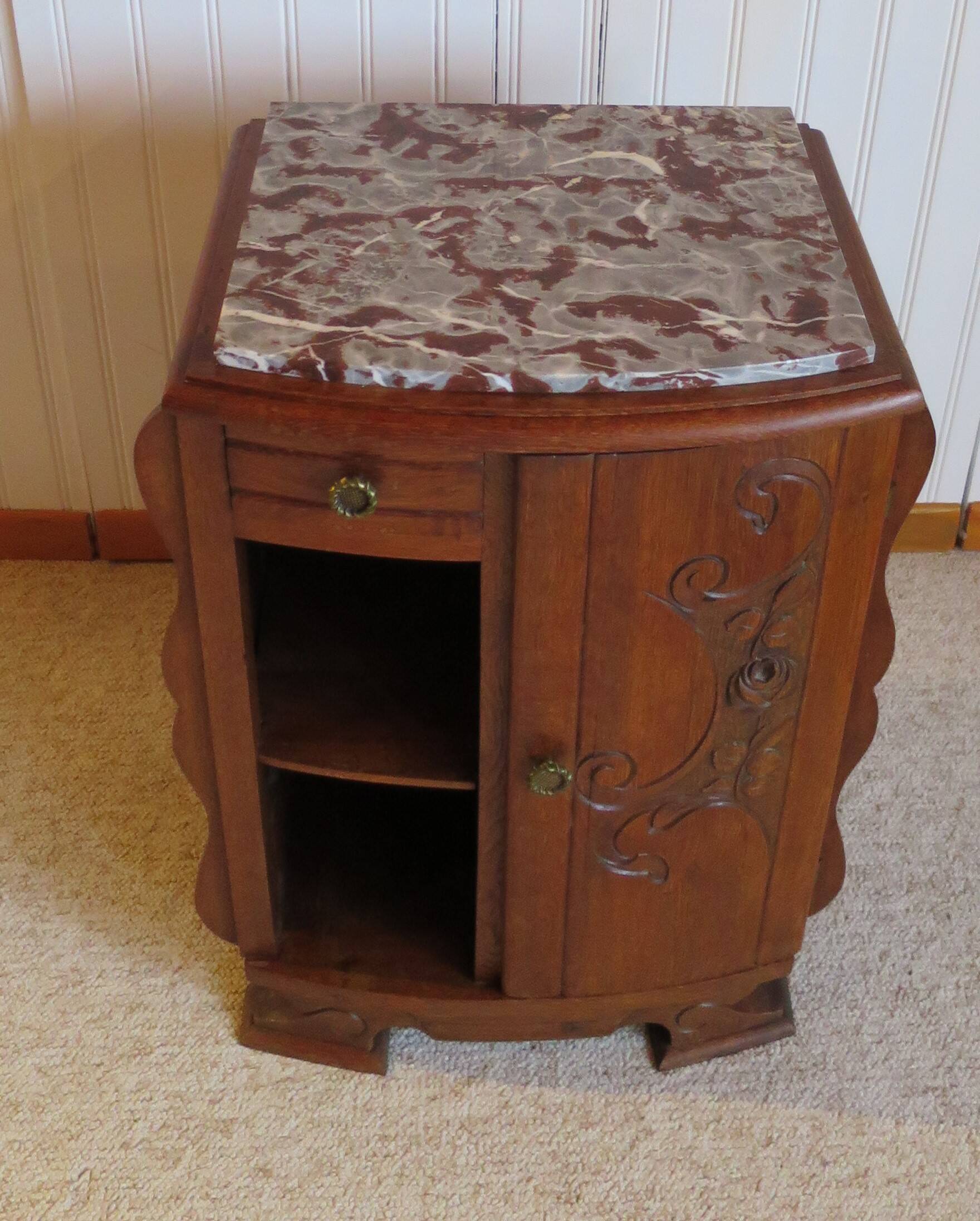 Bedside table - occasional furniture - Art Deco - 1 door - 1930s