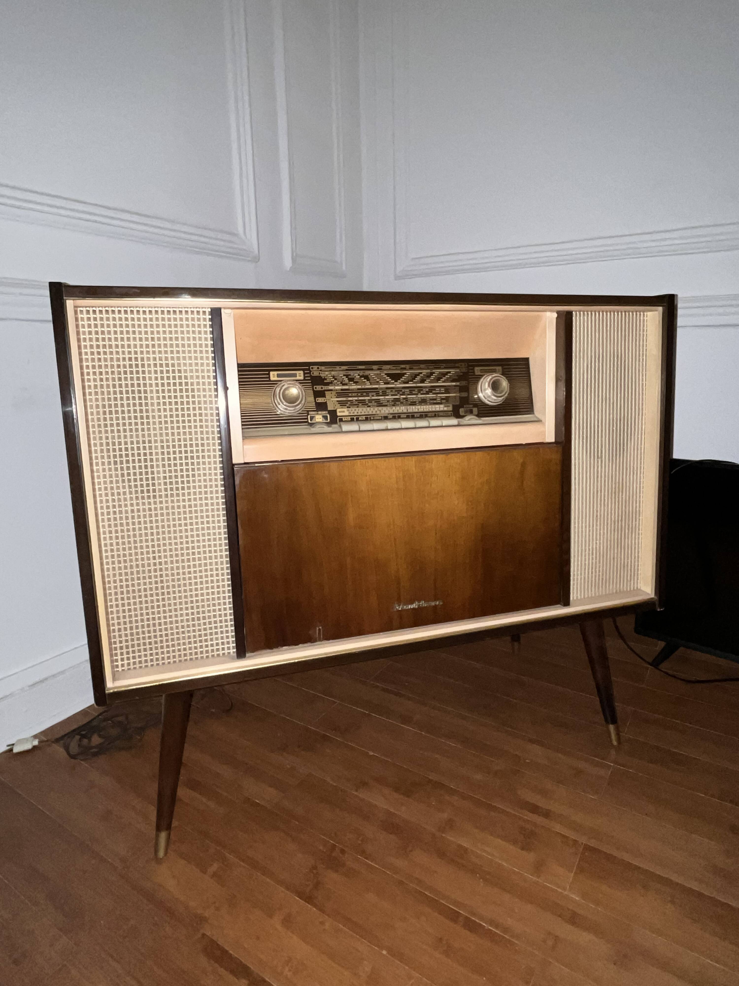 Meuble radio schaub-lorenz balalalka stereo 10